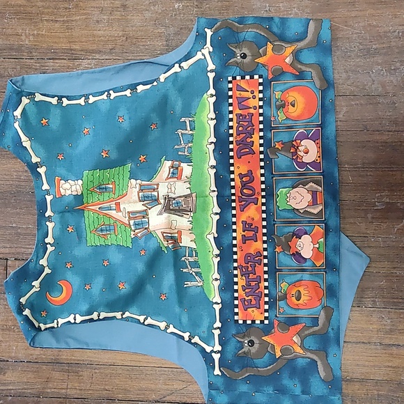 Festive Halloween Vest - Picture 5 of 5